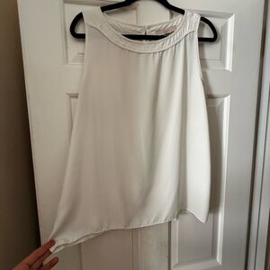 LOFT Cream Sleeveless Scoop Neck Camisole